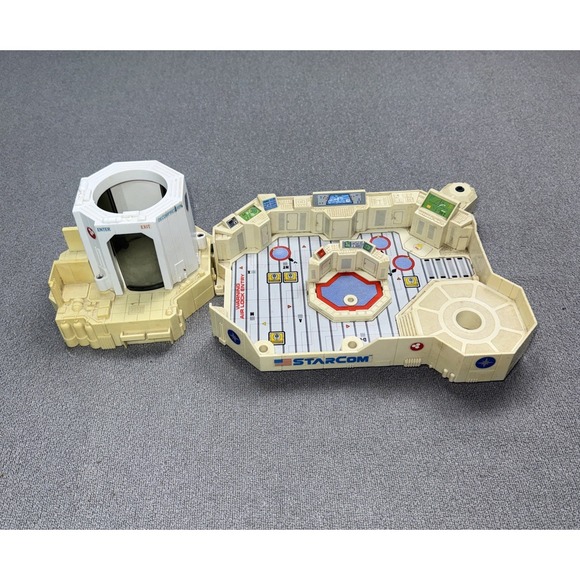 starcom Other - Vintage‎ Starcom Space Station Command Center Playset Decompression Chamber 1987
